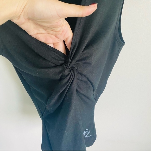 PATAGONIA Front Knot Cropped Sleeveless Tank Top in Black • S Small - Picture 2 of 7